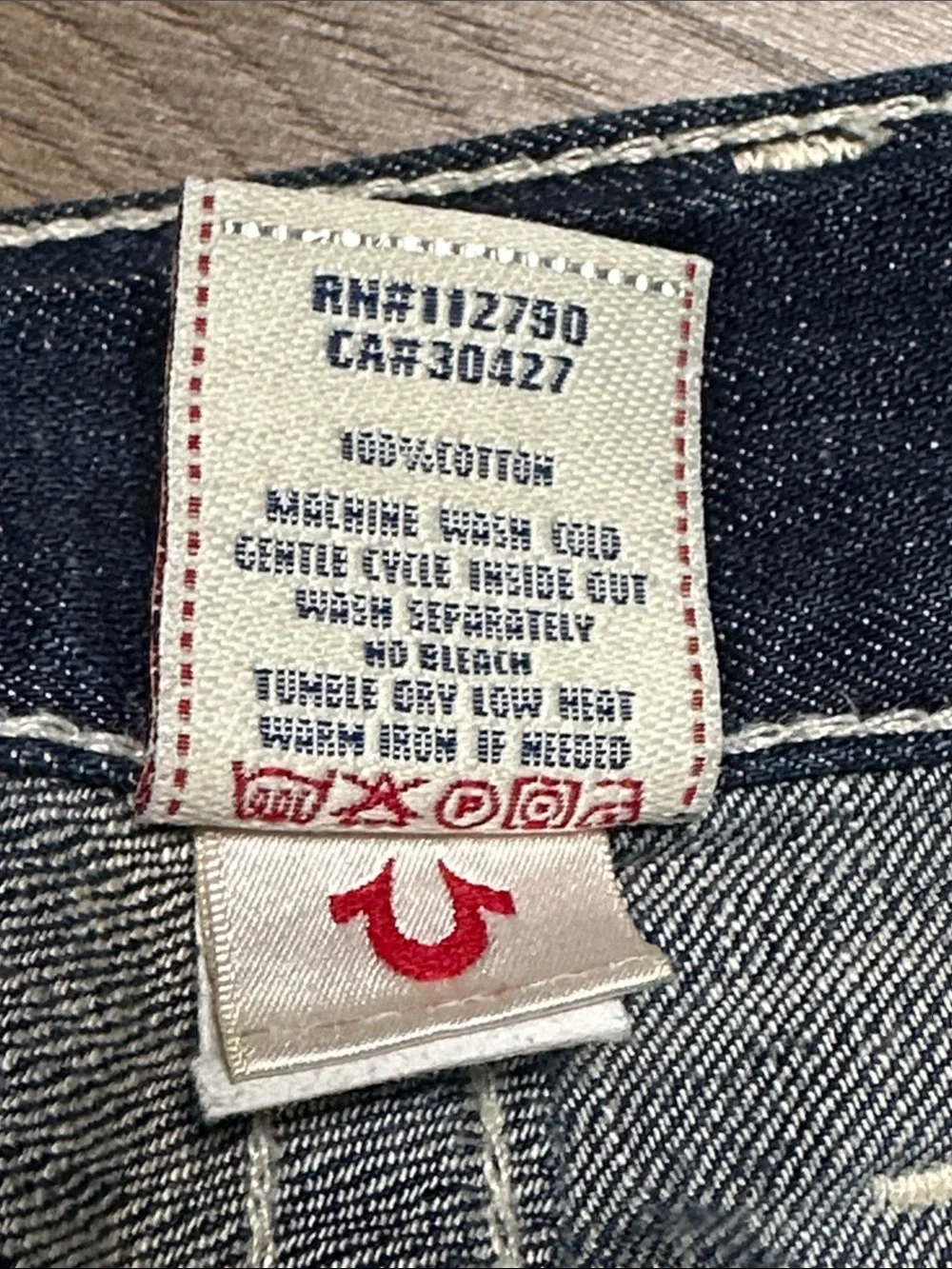 True Religion 29.5” Straight Blue Jeans Size 32